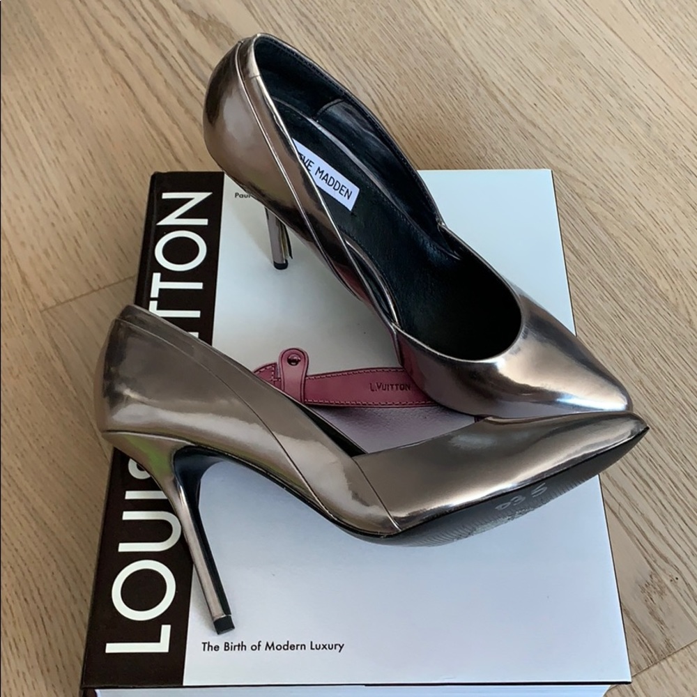 Steve Madden Rose Gold  Aged Copper Stiletto Heel